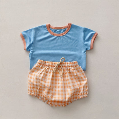 Baby Boys Solid T-shirt+Checked Shorts Set